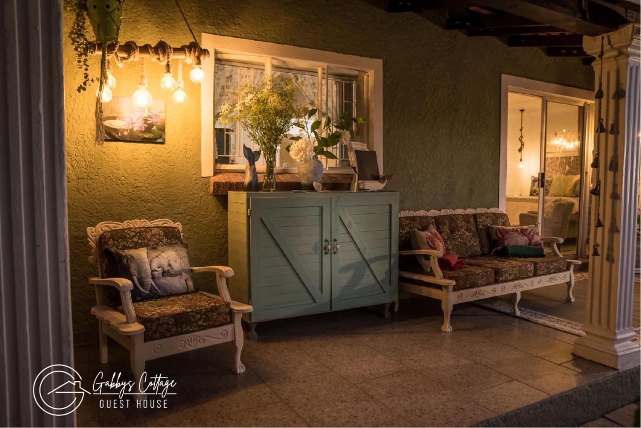 Gabbys Cottage Guesthouse Bloemfontein Dış mekan fotoğraf
